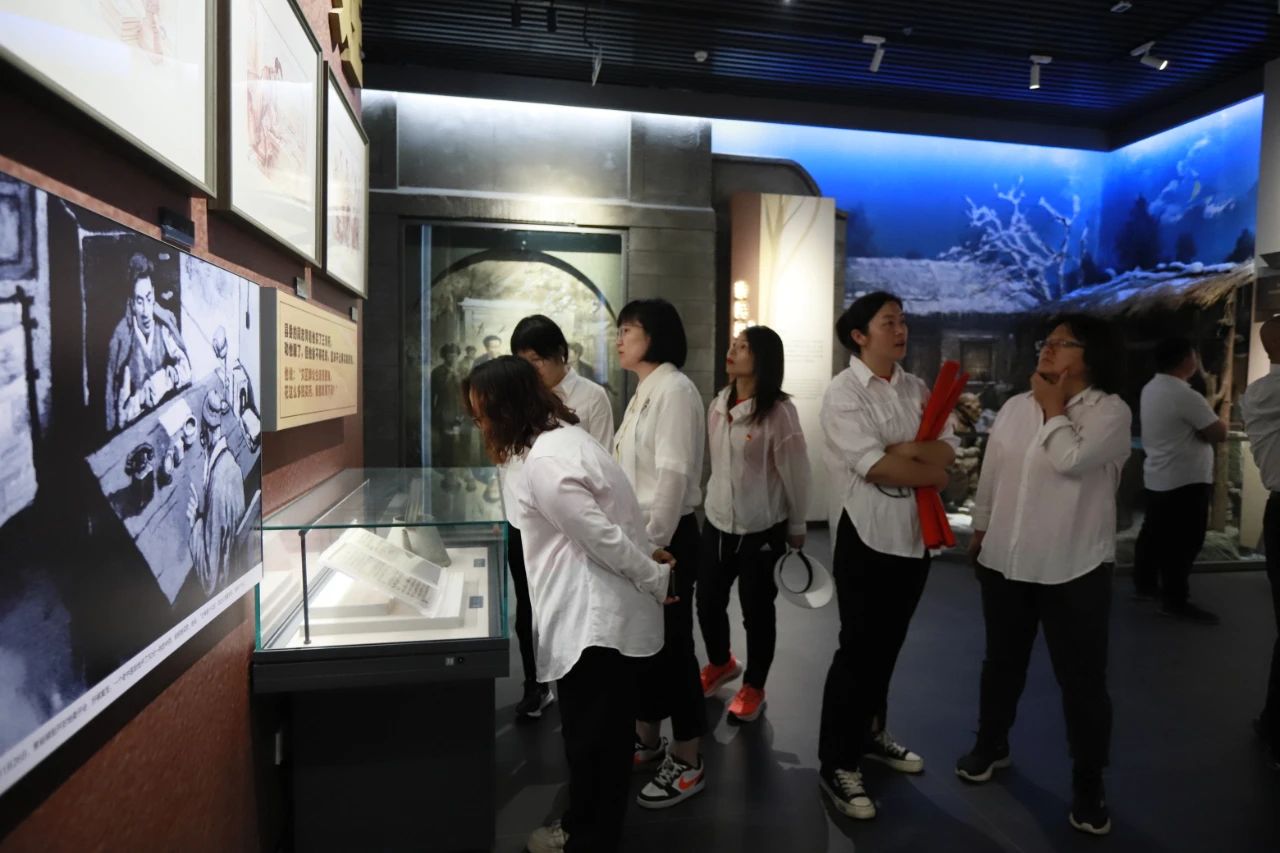 砥礪初心使命，汲取奮進力量丨花花牛乳業(yè)集團黨委組織開展學(xué)習(xí)“焦裕祿精神”主題黨日活動