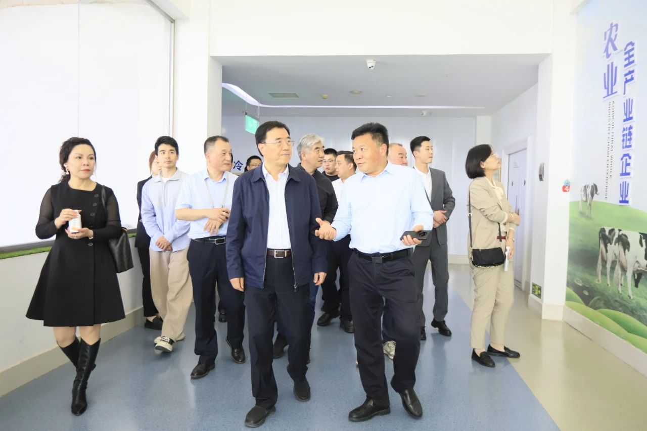 河南省2024國家“學(xué)生飲用奶計(jì)劃”推廣工作推進(jìn)會在鄭州成功舉辦！