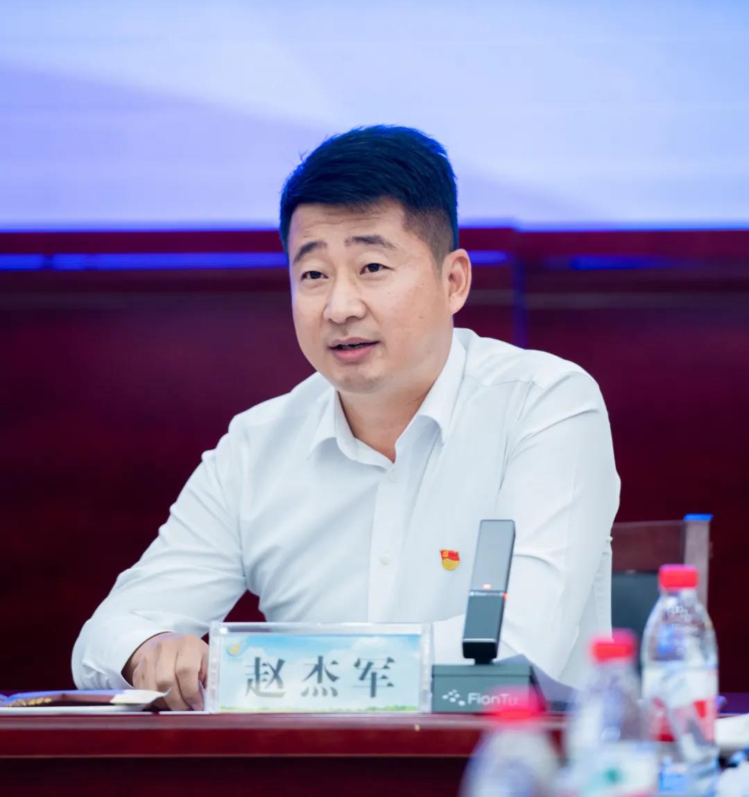 花花牛| 蘭考縣人民政府與蒙牛、花花牛達成戰(zhàn)略合作 助力河南奶業(yè)高質(zhì)量發(fā)展