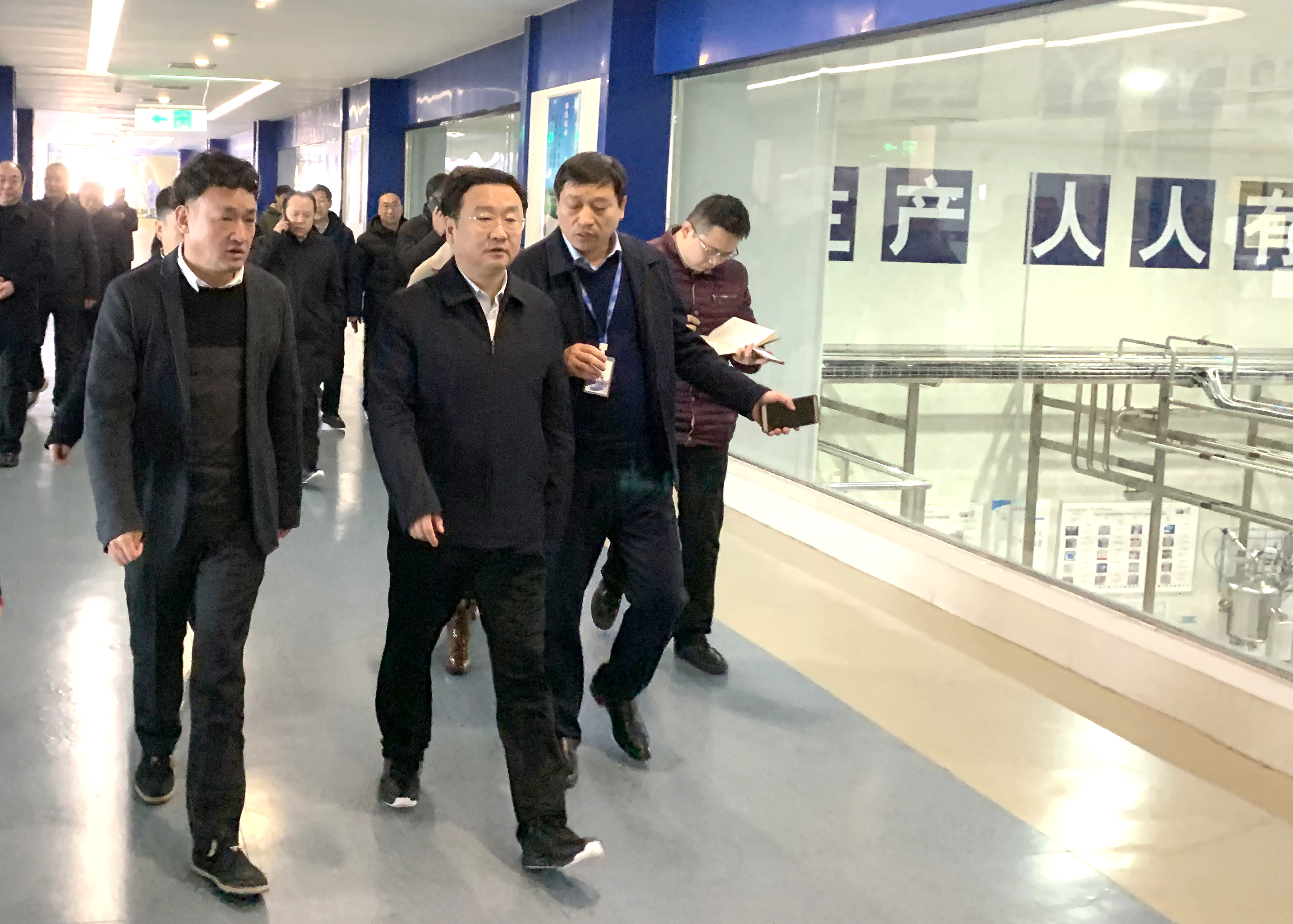 鄭州市委副書記、市長(zhǎng)王新偉蒞臨花花牛乳業(yè)集團(tuán)調(diào)研