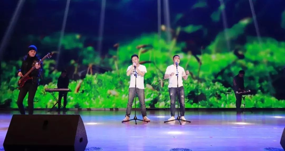 “贏在2019”，花花牛乳業(yè)集團2019年新春晚會盛大開幕