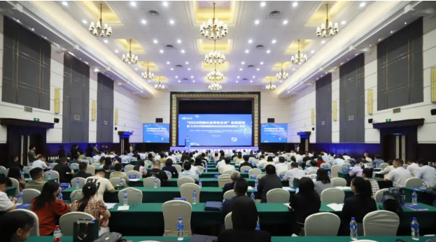 國(guó)企擔(dān)當(dāng) | 花花牛乳業(yè)集團(tuán)斬獲“2023河南社會(huì)責(zé)任企業(yè)”推選活動(dòng)兩項(xiàng)大獎(jiǎng)??！